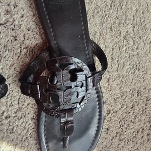 Tory Burch Black Croc-Embossed Logo Thong Sandals